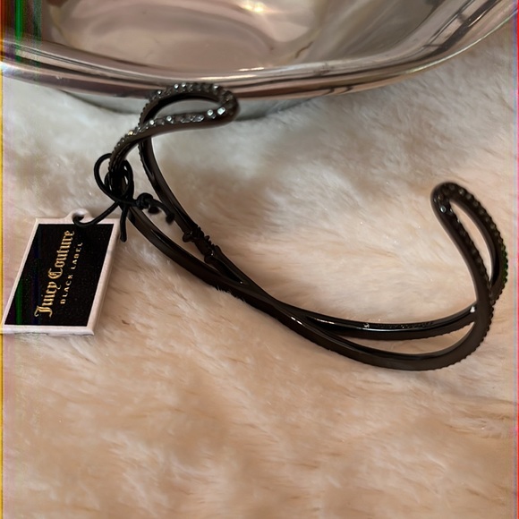 NWT Juicy Couture Pave Infinity Luxe Wishes Crossover Bracelet in Jet - Picture 6 of 6